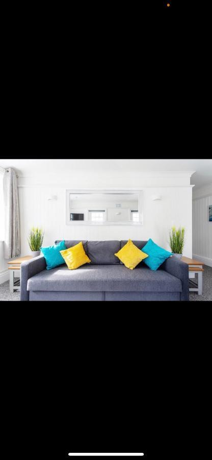Driftwood Luxury Apartment Lyme Regis Exterior foto