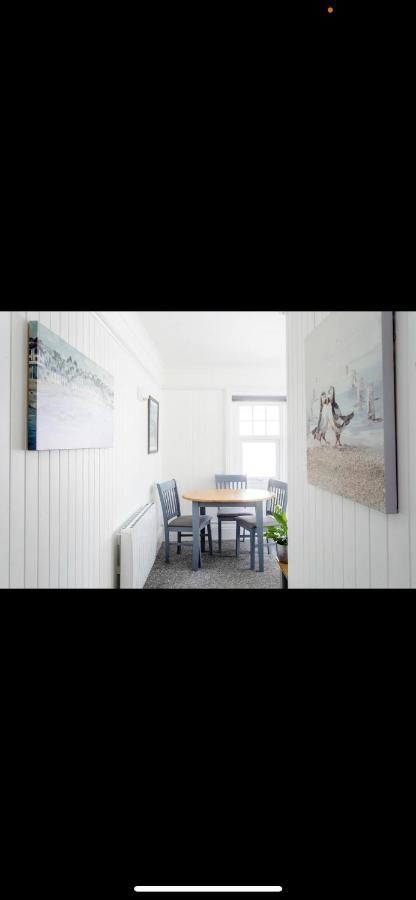 Driftwood Luxury Apartment Lyme Regis Exterior foto